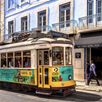 Kleurrijke tram Lissabon